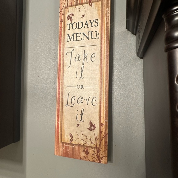 Decor - Picture 2 of 2